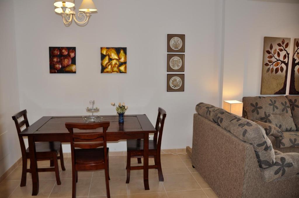 Nerja Paradise Rentals - Chimenea Apts Oda fotoğraf